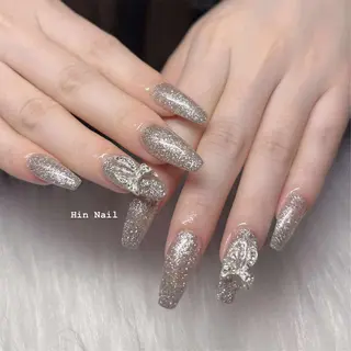 ネイル Hin Nail Osaka所属・Hin Nailsのネイルデザイン
