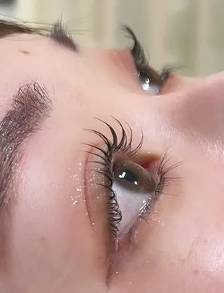 マツエク・マツパ デイジーラッシュ所属・Daisy lash 神戸三宮店のマツエク・マツパデザイン