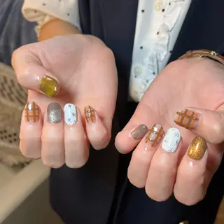 ネイル Amber21.所属・Nagahama Akariのネイルデザイン