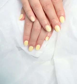 ネイル pink ladyサロン所属・べ にのネイルデザイン