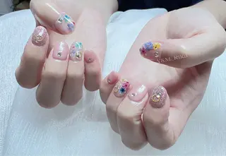 ネイル Kaka_ パラジェル、長さだしのネイルデザイン