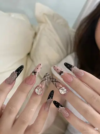 ネイル Cloudy Chan Nailのネイルデザイン