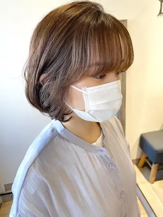 ショート カラー 🩰オリーブ/ ベージュ松本咲花🩰のヘアスタイル