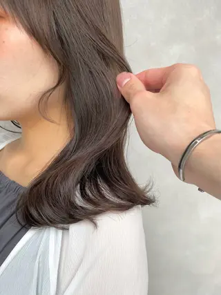 ミディアム カラー 🌿レイヤー赤み消し 🌿西村拓也のヘアスタイル