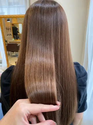 ロング カラー 岩崎 昭憲のヘアスタイル