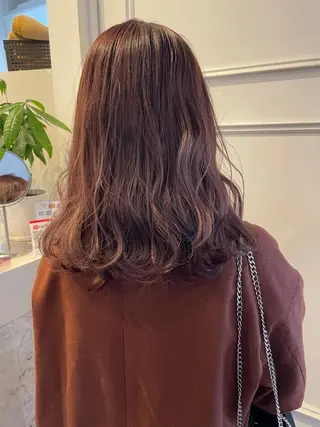 セミロング カラー 安藤 佑衣のヘアスタイル