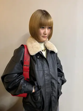 ショート カラー ハイトーン レイヤー🎀meiのヘアスタイル