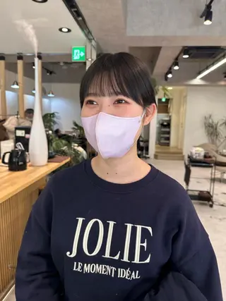 ショート カラー レイヤー/顔まわり カット/地毛風カラーのヘアスタイル