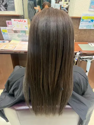 セミロング BENI鈎取 kanakoのヘアスタイル