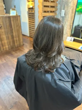 ロング カラー Lizir  ルズィール所属・Luzir⭐︎ GEN⭐︎のヘアスタイル