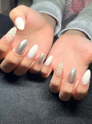 ネイル Chika .のネイルデザイン