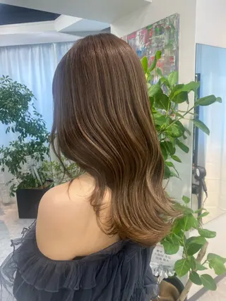 セミロング 稲川 弥生のヘアスタイル