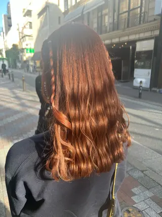 カラー 松本 萌奈のヘアスタイル