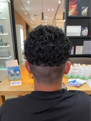 パーマ メンズ ⚜️志村 哲也⚜️のヘアスタイル