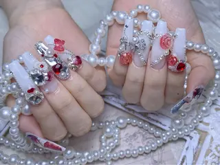 ネイル One Plus Nail Salonのネイルデザイン