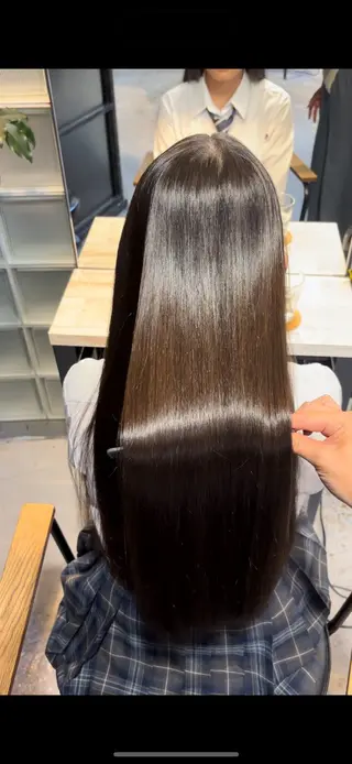 セミロング おがわ まなのヘアスタイル