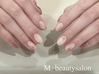 ネイル M+  Beauty Salonのネイルデザイン
