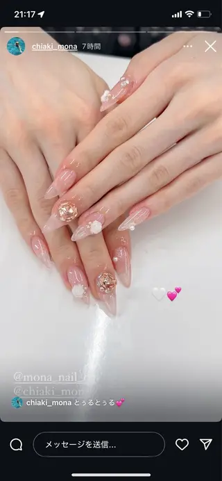 ネイル mona .AMIのネイルデザイン