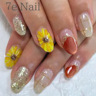 ネイル 7e. Nailのネイルデザイン