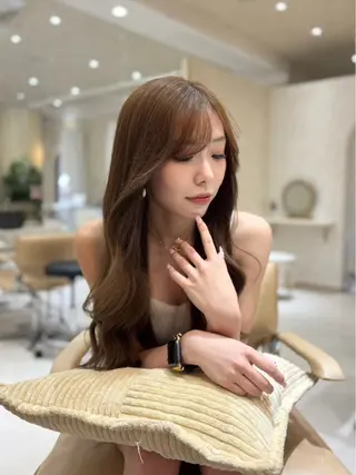 ロング りほ/顔周りカット/ レイヤーカットのヘアスタイル