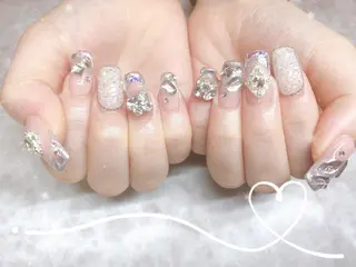 ネイル Piacere所属・Piacere 絵美のネイルデザイン