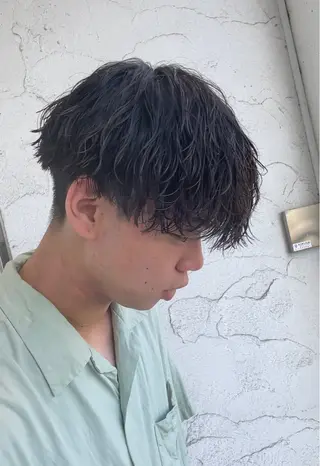 パーマ 林 侑弥のヘアスタイル