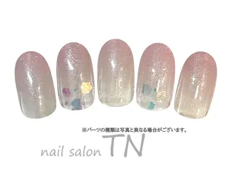 ネイル 矢川 まどかのネイルデザイン