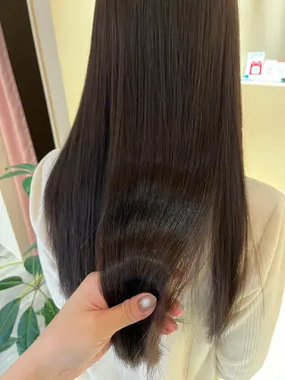 ロング emu marinaのヘアスタイル