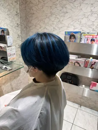 ショート 山下竣介 ヘアカラー専門美容師のヘアスタイル