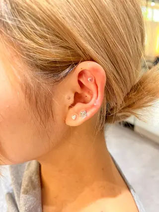 レイヤーカット/ うる艶カラー/ユイのヘアスタイル