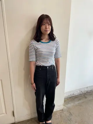 ミディアム カラー MIOベージュカラー 柔らかいカラーのヘアスタイル