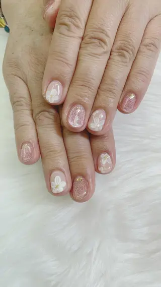 ネイル 🦋ネイルサロン ブラン🌈ゆりのネイルデザイン