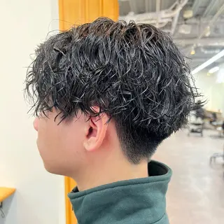ショート パーマ 大人メンズヘア メンズパーマSHUNのヘアスタイル