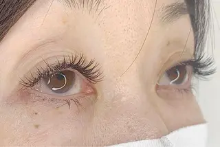 マツエク・マツパ 小関 茅里のマツエク・マツパデザイン