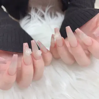 ネイル FLY NAIL&Eyelash Salon 梅田店所属・YUKI FUKUMARUのマツエク・マツパデザイン