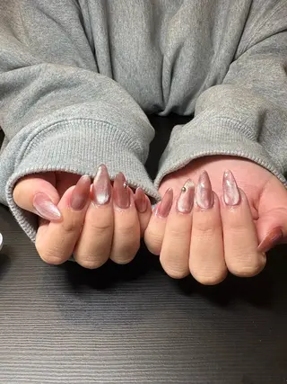 ネイル MAAPISNAIL所属・鬼澤 真凜のネイルデザイン