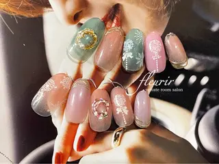 ネイル フルリール 【プライベートサロンのネイルデザイン