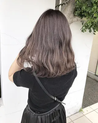 ミディアム カラー 具志 正太のヘアスタイル