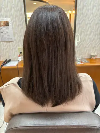 ミディアム カラー 亀山 来未のヘアスタイル