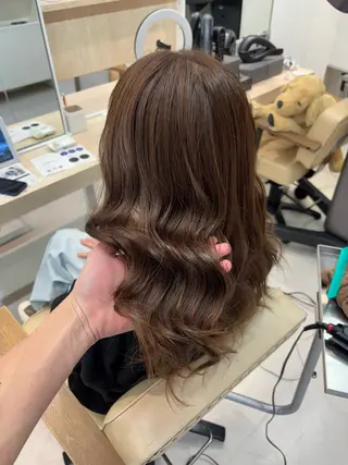 セミロング カラー メンズパーマ/ スパイキー/フェードのヘアスタイル