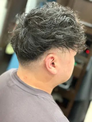 ミディアム パーマ 餌取 啄実のヘアスタイル