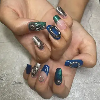 ネイル うにゃねいる🌷 Mayaのネイルデザイン