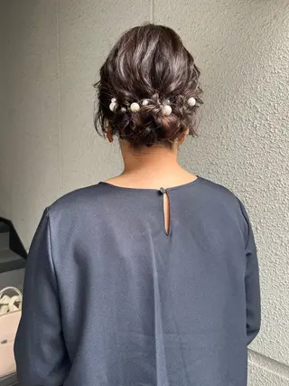 セミロング ヘアアレンジ カラーパティシエ facce🌼ikoのヘアスタイル