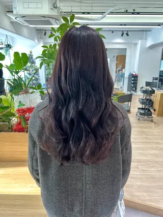 ロング カラー 艶ベージュ/オリーブ カラー🫒airiのヘアスタイル