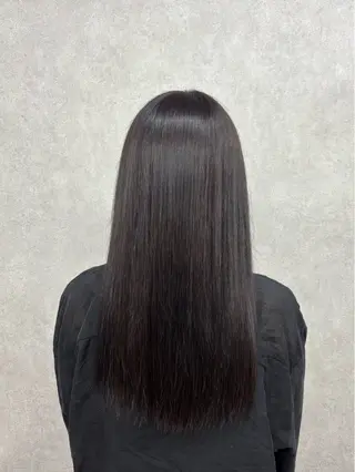 ロング カラー 倉澤 愛理のヘアスタイル