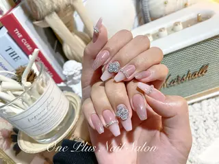 ネイル One Plus Nail Salonのネイルデザイン