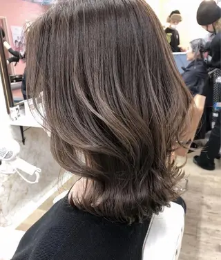 ミディアム カラー 韓国ヘア×髪質改善 縮毛矯正のヘアスタイル
