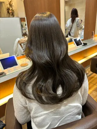 ロング カラー レイヤーカット /透明感/千葉怜寿のヘアスタイル