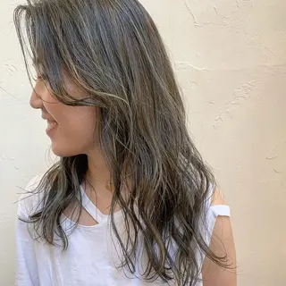 ロング カラー luve heart's And Be minamisemba所属・脇坂 佳世の眉毛・アイブロウイメージ