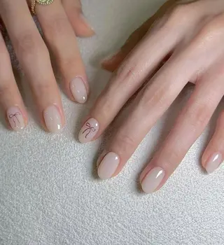 ネイル Alra— あいのネイルデザイン